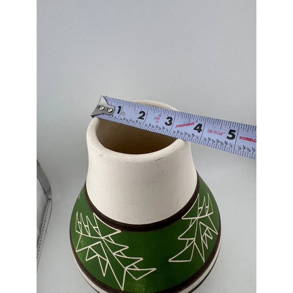 Vintage Sioux Native Art Pottery Vase Geometric Design Signed on Bottom‎